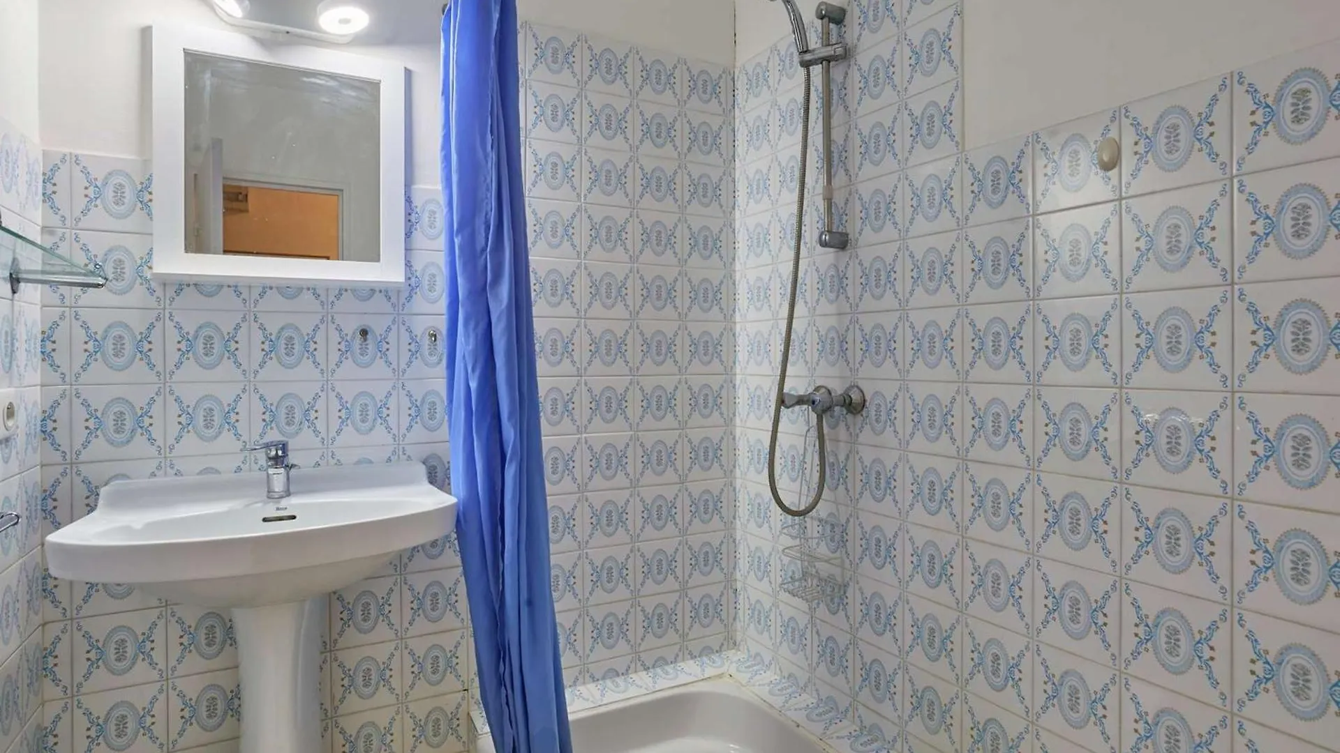 Spacieux T2 Avec Balcon, Parking Et Wifi A Barbotan - Fr-1-841-45